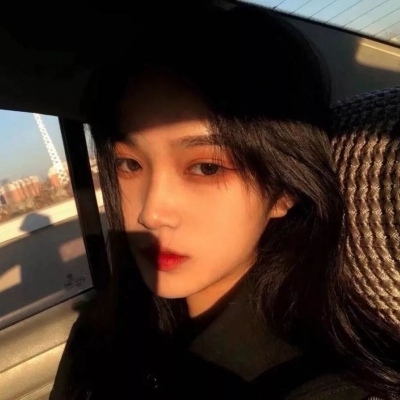 大娘包饺子