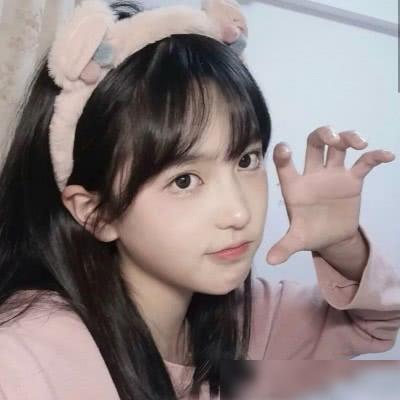 黑洞核心纸牌