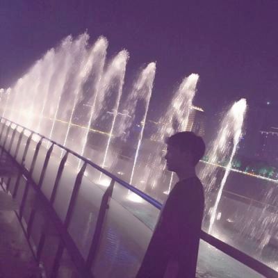 颠球