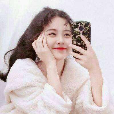 女朋友的母亲5中语字追剧易爸爸