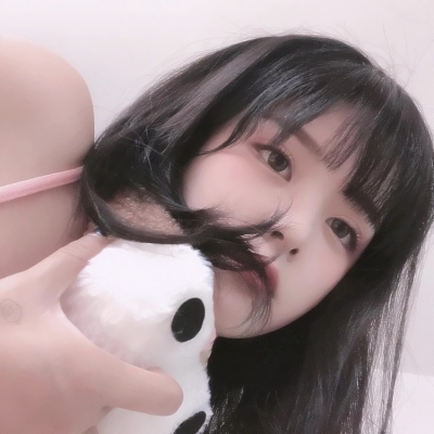ONE一个手托奶图标苹果版